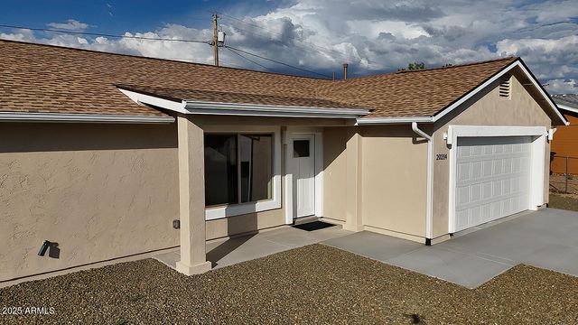 20214 E MESA VERDE Road, Mayer, AZ 86333