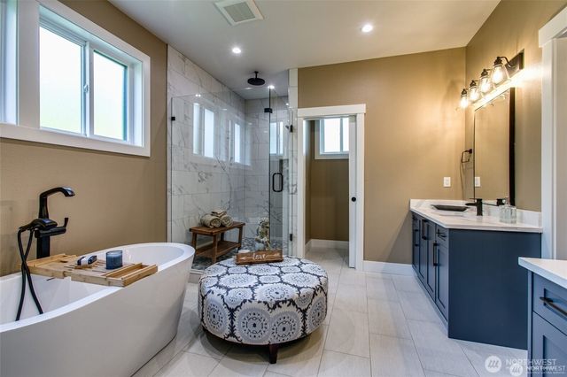 1774 Farmview Terrace, Lynden, WA 98264