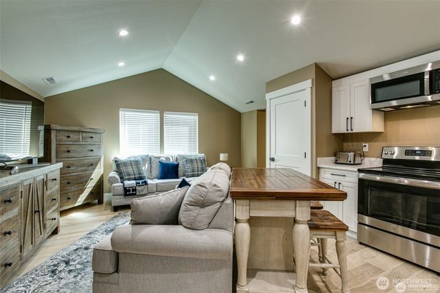 1774 Farmview Terrace, Lynden, WA 98264