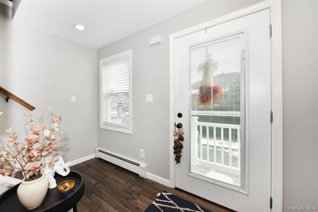 3 Berryhill Lane, Bethpage, NY 11714