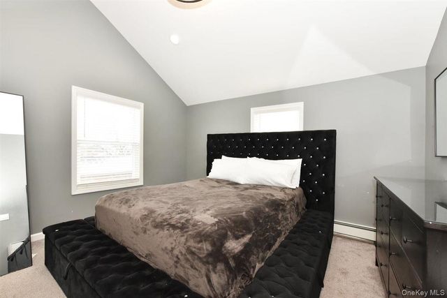 3 Berryhill Lane, Bethpage, NY 11714