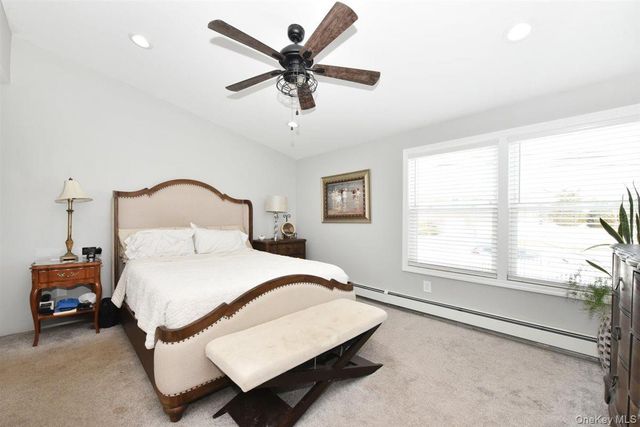 3 Berryhill Lane, Bethpage, NY 11714