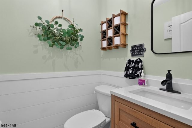 238 Sutphin Ln, Hillsborough Twp., NJ 08844