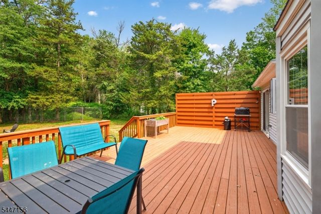 238 Sutphin Ln, Hillsborough Twp., NJ 08844