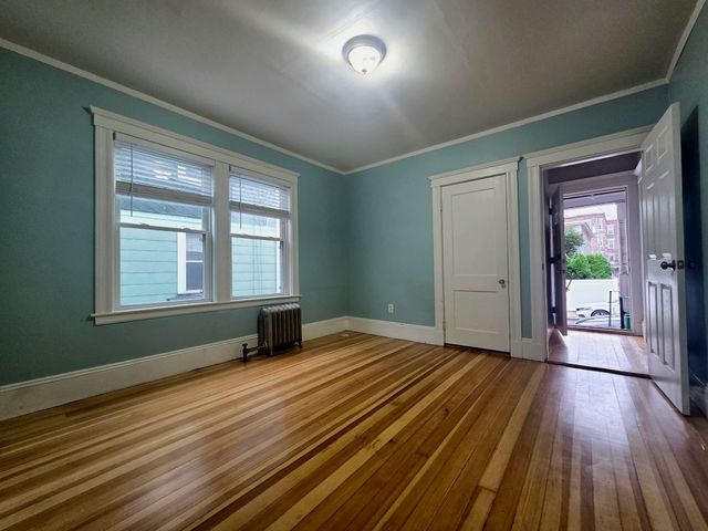 19 Leavitt St 1, Salem, MA 01970