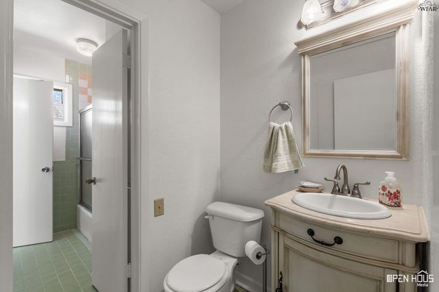 4804 HOLLANDALE AVENUE, Wichita County, TX 76302