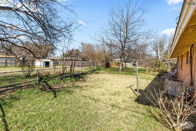 4804 HOLLANDALE AVENUE, Wichita County, TX 76302