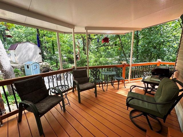 306 Westview Drive, Edgerton, WI 53534