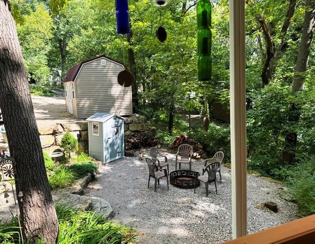 306 Westview Drive, Edgerton, WI 53534