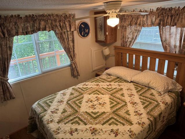 306 Westview Drive, Edgerton, WI 53534