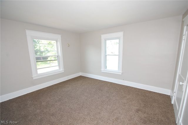 360 W Delason Avenue, Youngstown, OH 44511