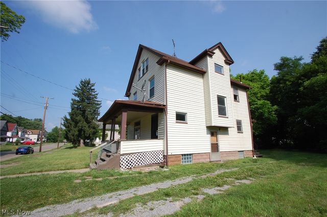 360 W Delason Avenue, Youngstown, OH 44511