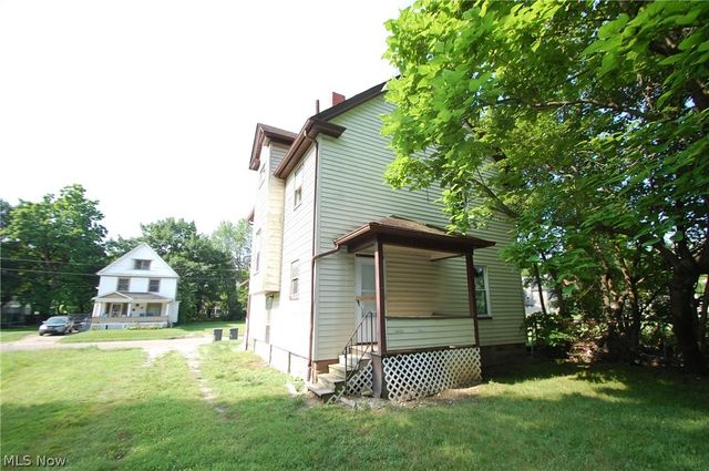 360 W Delason Avenue, Youngstown, OH 44511