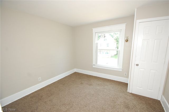 360 W Delason Avenue, Youngstown, OH 44511
