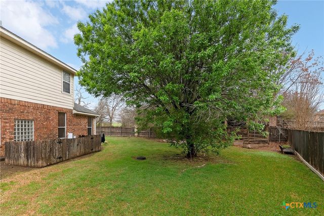 6000 Whispering Forest Circle, Killeen, TX 76543