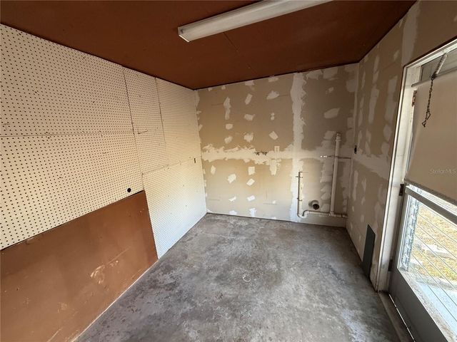 709 BEL AIR AVENUE, Sun City Center, FL 33573