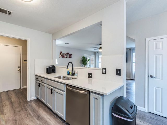 1415 Roxannes RUN, Pflugerville, TX 78660