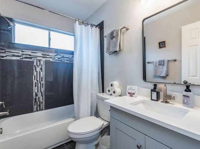 1415 Roxannes RUN, Pflugerville, TX 78660