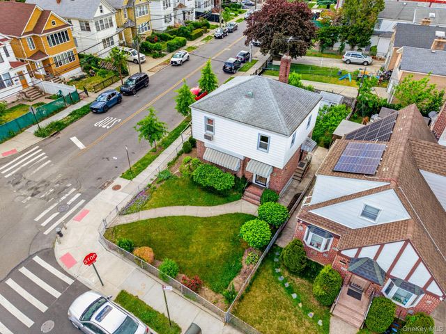 32-34 147th Place, Flushing, NY 11354