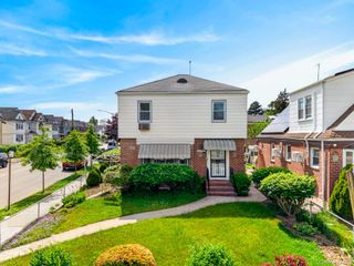 32-34 147th Place, Flushing, NY 11354