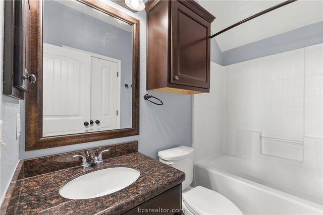 3317 Cullen Trail, College Station, TX 77845