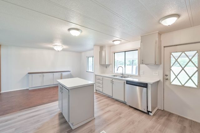 1000 Stephie Ann Court, Arlington, TX 76002
