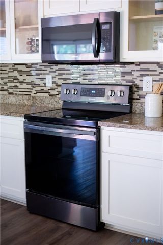 15212 Fairen Ln, Chester, VA 23834