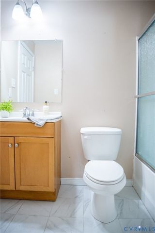 15212 Fairen Ln, Chester, VA 23834