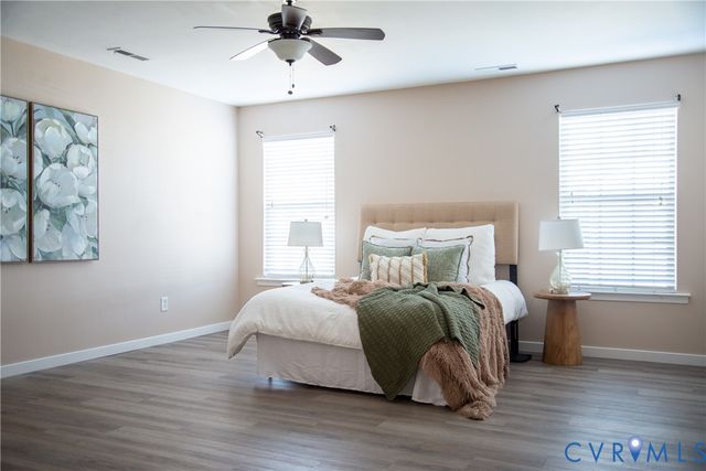 15212 Fairen Ln, Chester, VA 23834