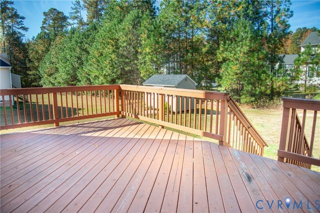 15212 Fairen Ln, Chester, VA 23834