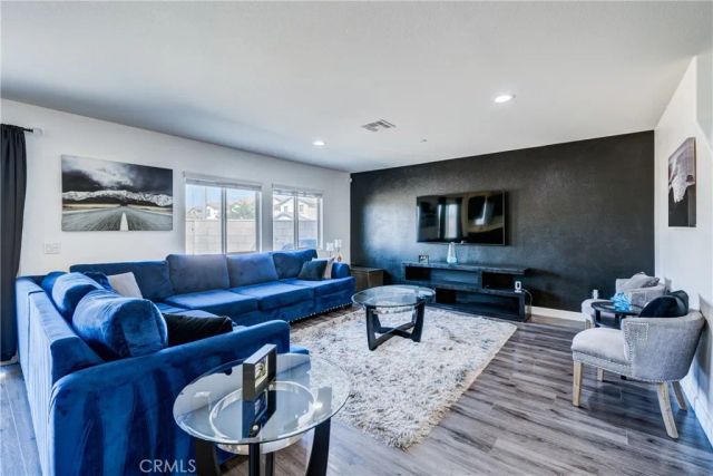 7212 Turnstone Court, Fontana, CA 92336