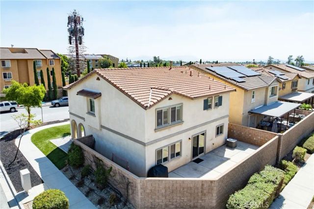 7212 Turnstone Court, Fontana, CA 92336