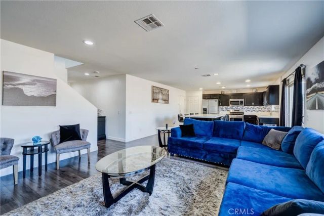 7212 Turnstone Court, Fontana, CA 92336