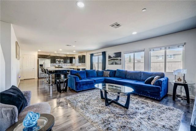 7212 Turnstone Court, Fontana, CA 92336