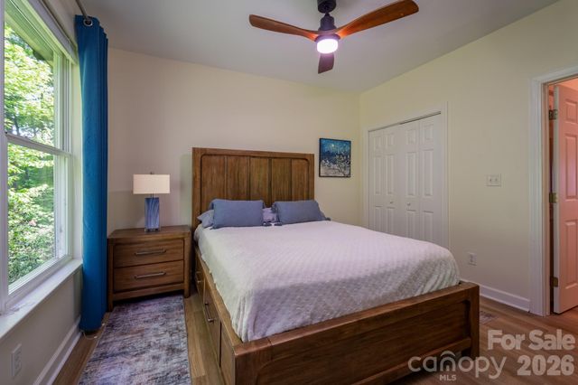 99 Ridgetop Circle 202, Brevard, NC 28712