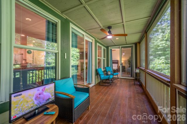 99 Ridgetop Circle 202, Brevard, NC 28712