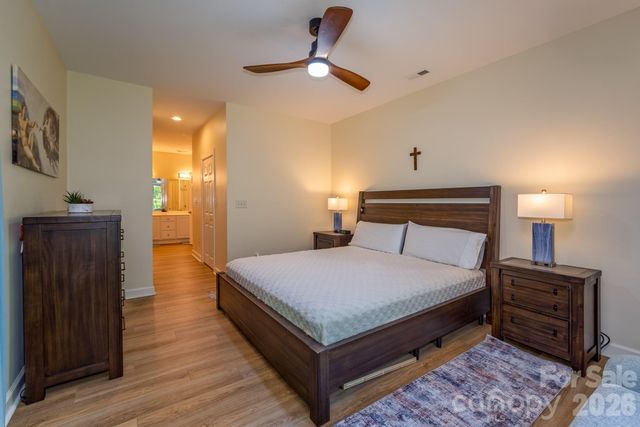 99 Ridgetop Circle 202, Brevard, NC 28712