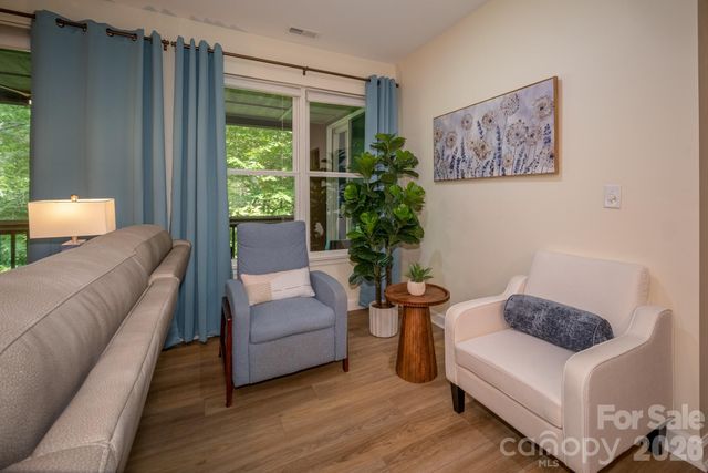 99 Ridgetop Circle 202, Brevard, NC 28712