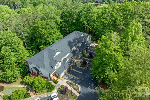 99 Ridgetop Circle 202, Brevard, NC 28712