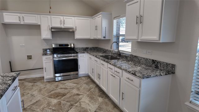 131 Yosemite Lane, Terrell, TX 75160