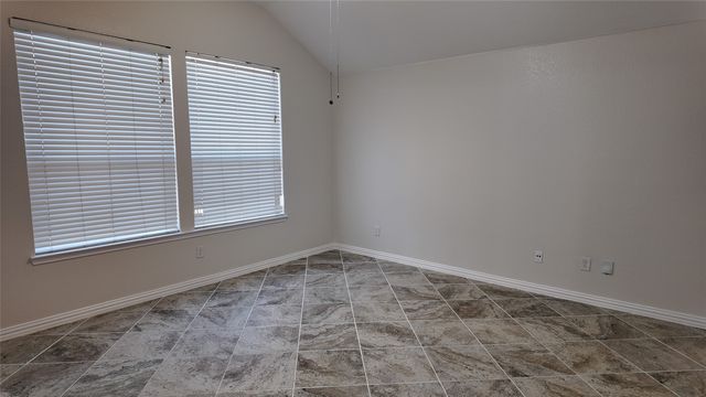 131 Yosemite Lane, Terrell, TX 75160