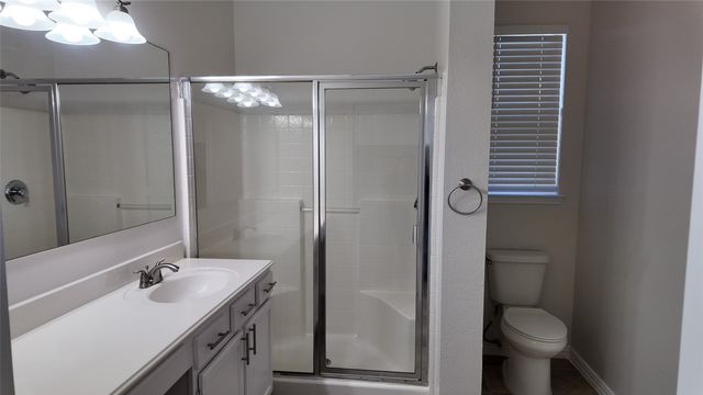 131 Yosemite Lane, Terrell, TX 75160