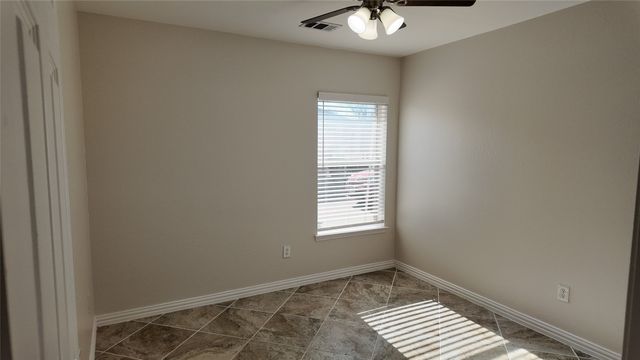 131 Yosemite Lane, Terrell, TX 75160