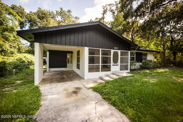 7215 BERRY Avenue, Jacksonville, FL 32211