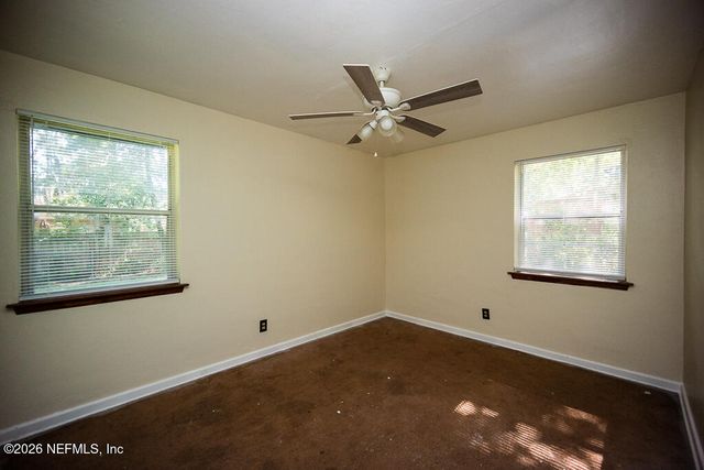 7215 BERRY Avenue, Jacksonville, FL 32211