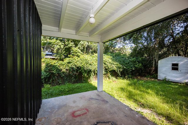 7215 BERRY Avenue, Jacksonville, FL 32211