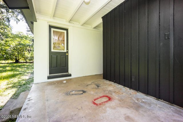 7215 BERRY Avenue, Jacksonville, FL 32211