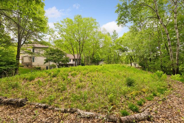 11673 Irish Avenue N, Stillwater, MN 55082