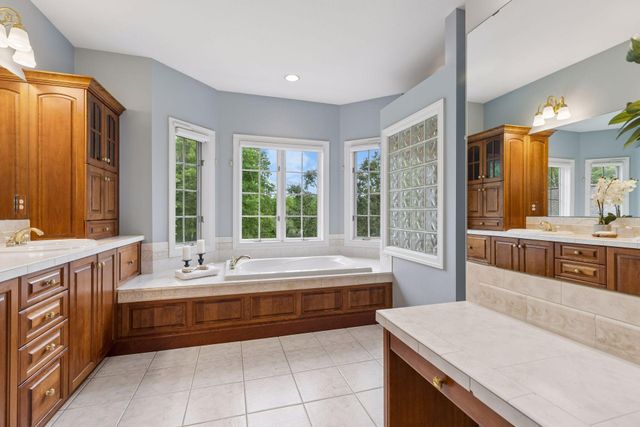 11673 Irish Avenue N, Stillwater, MN 55082