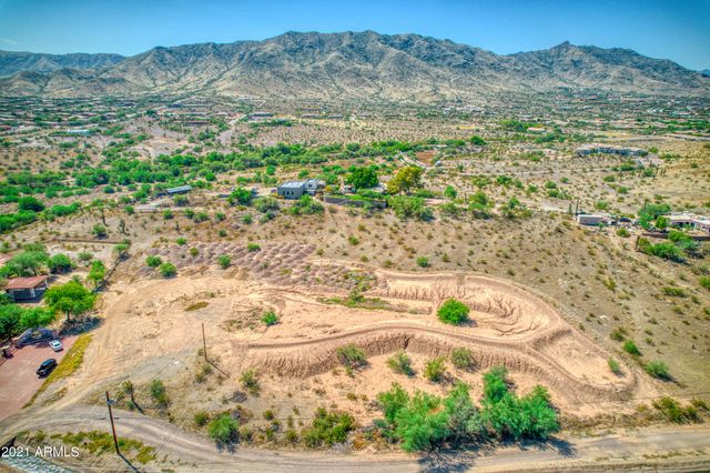 2031 W DOBBINS Road -, Phoenix, AZ 85041